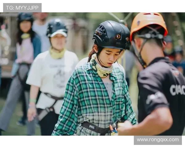 极限挑战与心灵探索赵敏的深度对话与运动人生之旅