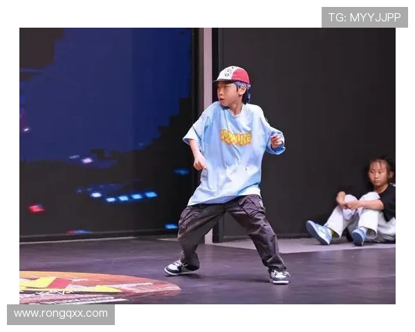 赛后分析：西安街舞队与南京街舞队的战术对决与精彩瞬间回顾