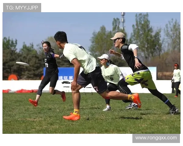 飞盘战术揭秘：北京飞盘队如何实现全场压制与团队协作