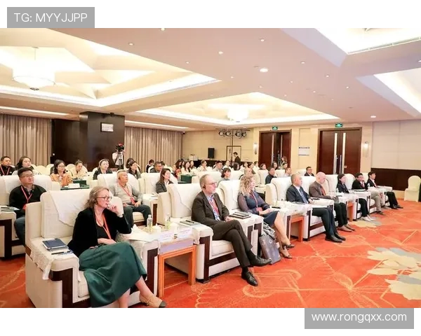 2015年古巴交流活动中清华大学与北京大学的学术对比与合作探讨